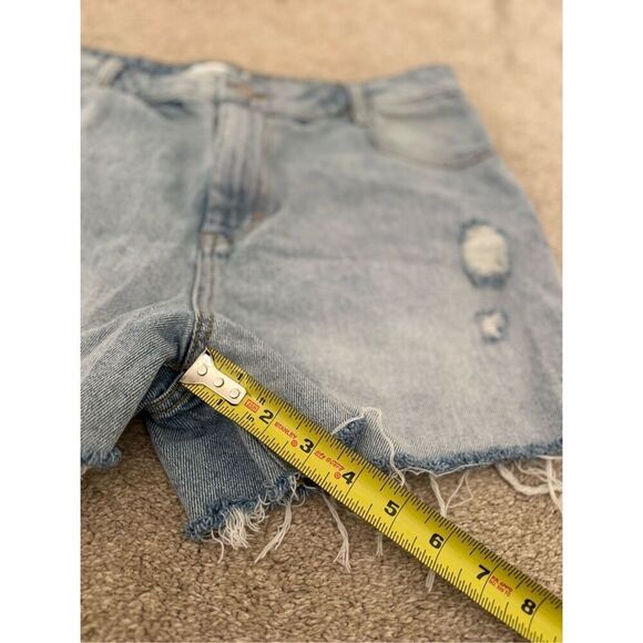 NWOT Avec Les Filles Cut Off Denim Jean Jorts Shorts Women Sz 30Light Wash Distr - Picture 6 of 8
